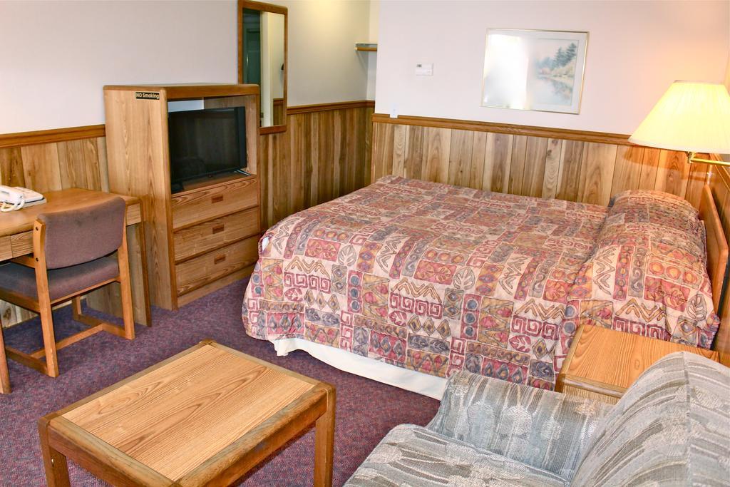 Motel Rainbow Motor Chilliwack