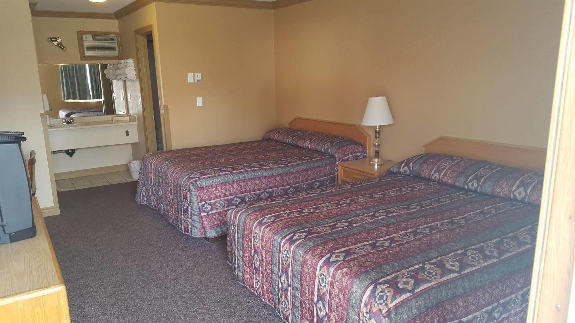 Motel Rainbow Motor Chilliwack