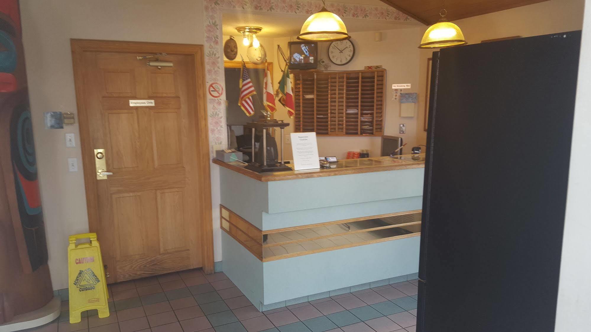 Motel Rainbow Motor Chilliwack