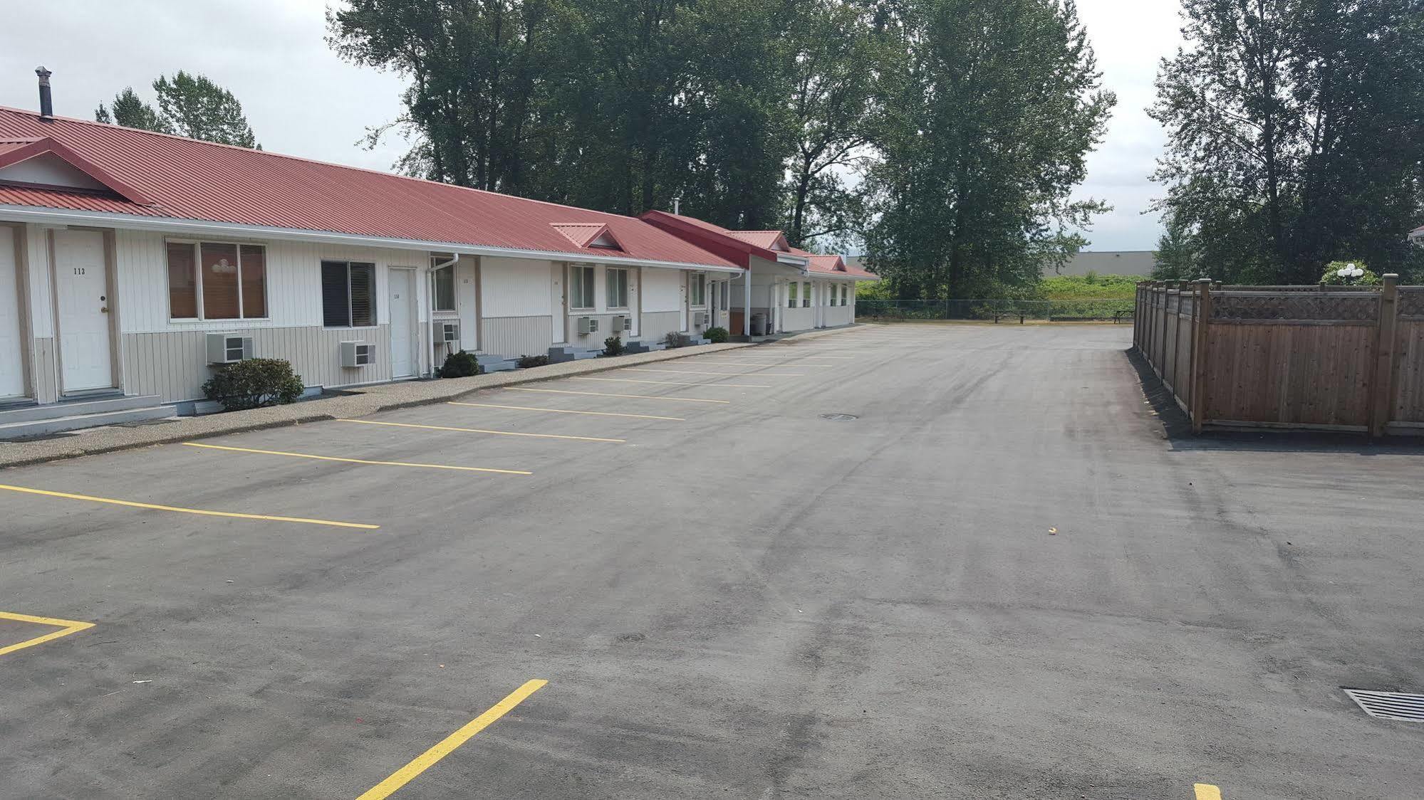 Rainbow Motor Motel Chilliwack