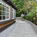 Private Mountainside Home