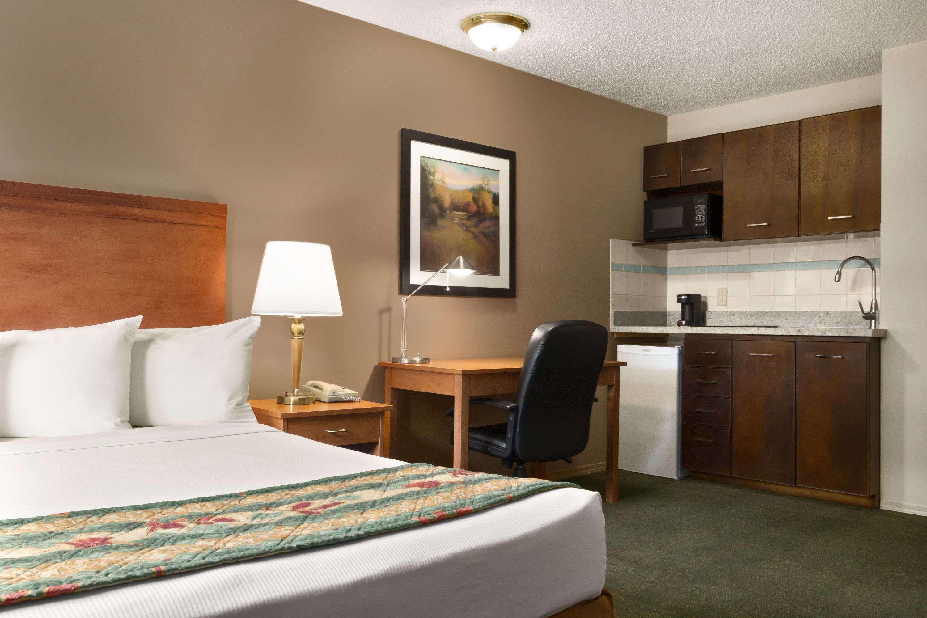 Travelodge By Wyndham Hotel