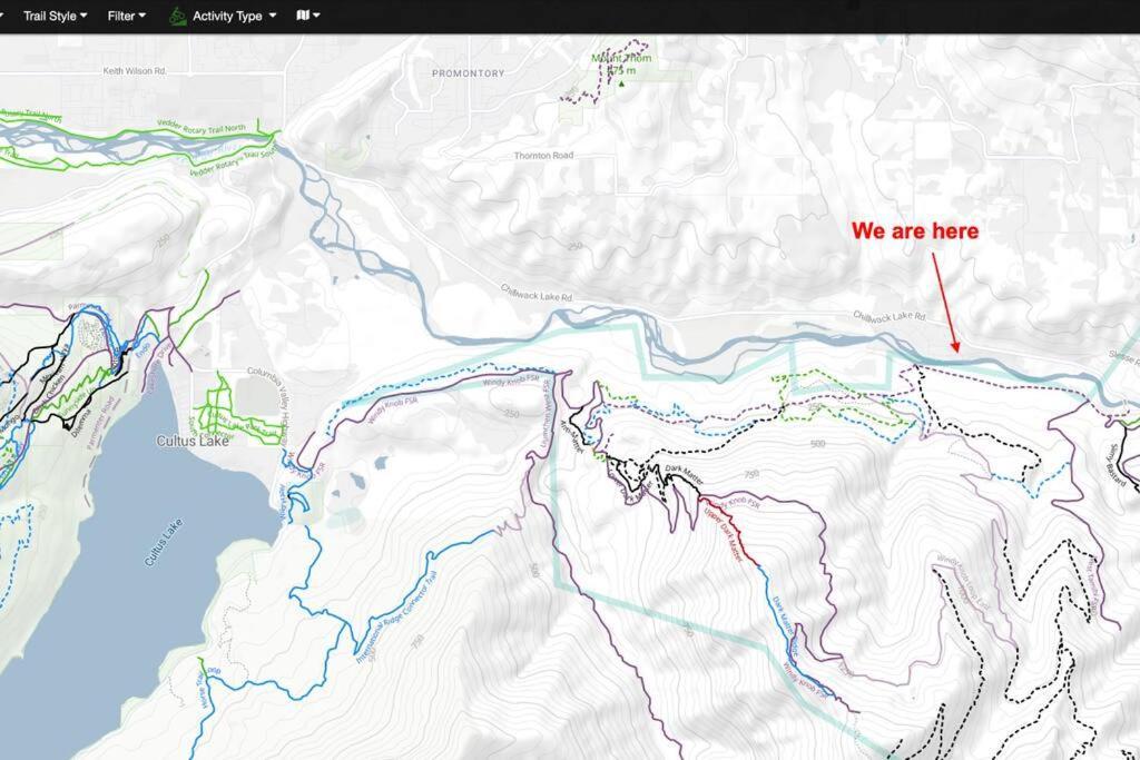 Unique Upper Near Lakes, River, Hiking, Fishing, Bike Trails Holiday home