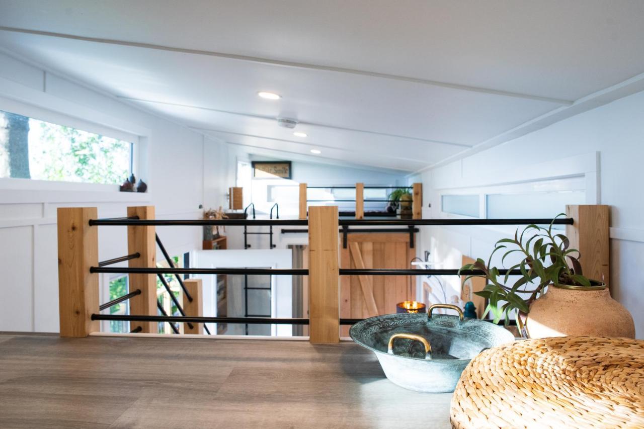 Tiny House Big View * Chilliwack