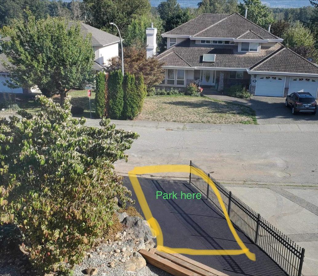 Mountain Retreat 3 Bedroom Garden House Near Heritage Park, Coliseum , Hwy 1, Fishing, Cultus Chilliwack