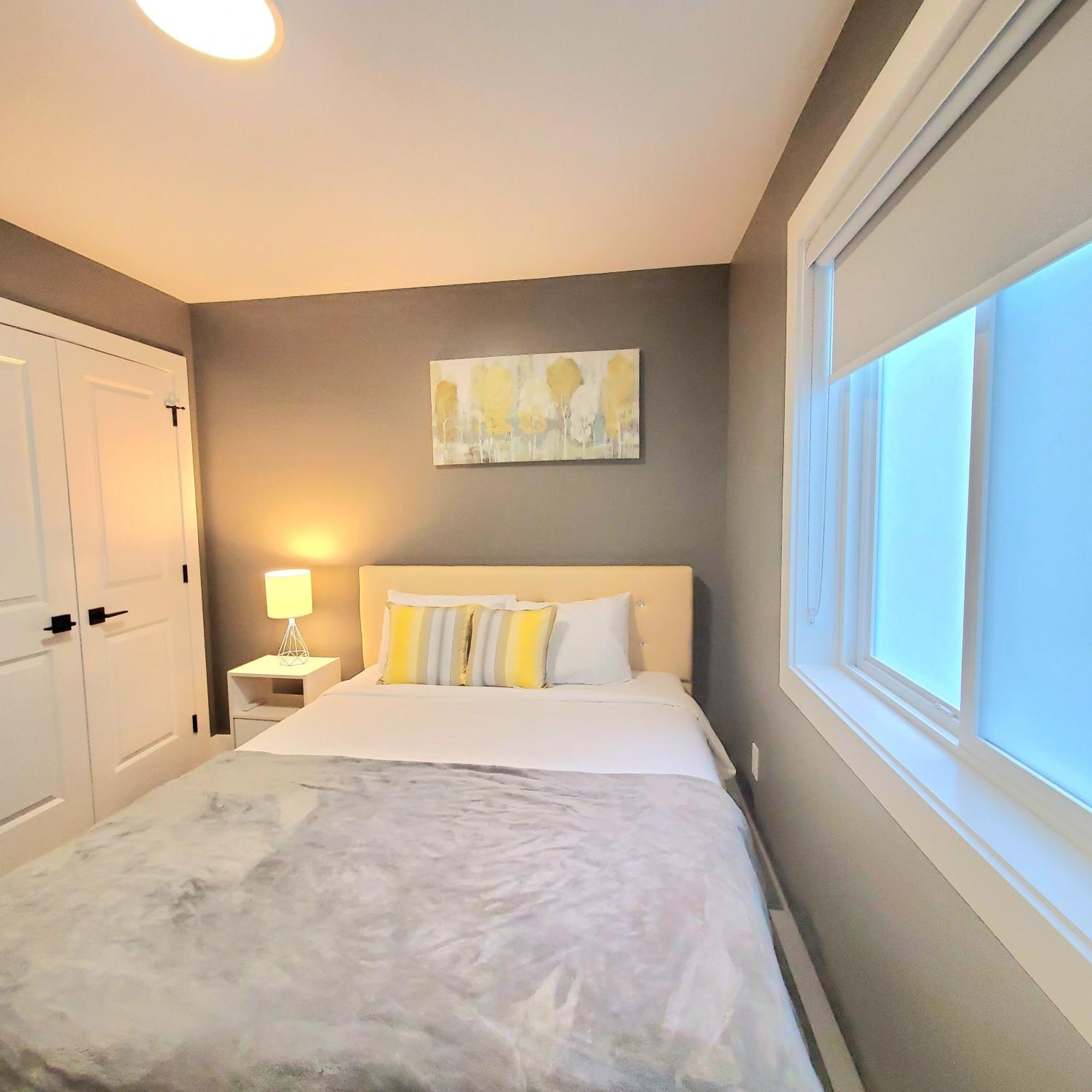 Mountain Retreat 3 Bedroom Garden House Near Heritage Park, Coliseum , Hwy 1, Fishing, Cultus *