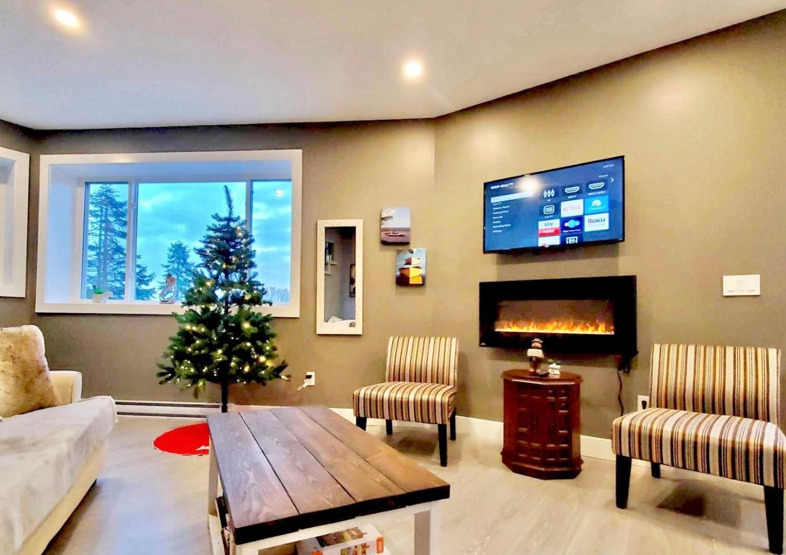Mountain Retreat 3 Bedroom Garden House Near Heritage Park, Coliseum , Hwy 1, Fishing, Cultus *