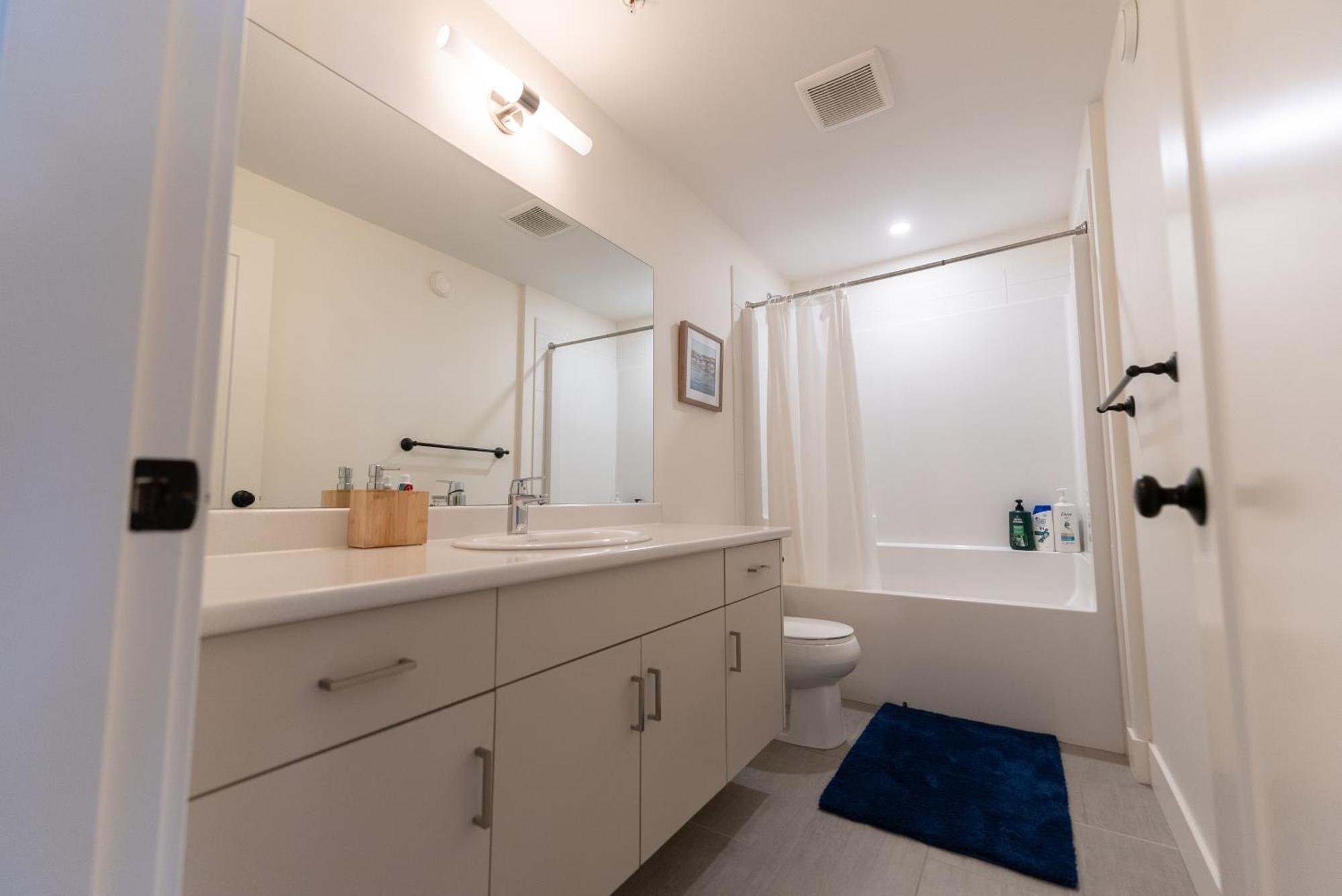 Holiday home Mountain Retreat With Views, Hot Tub, Games & Ac