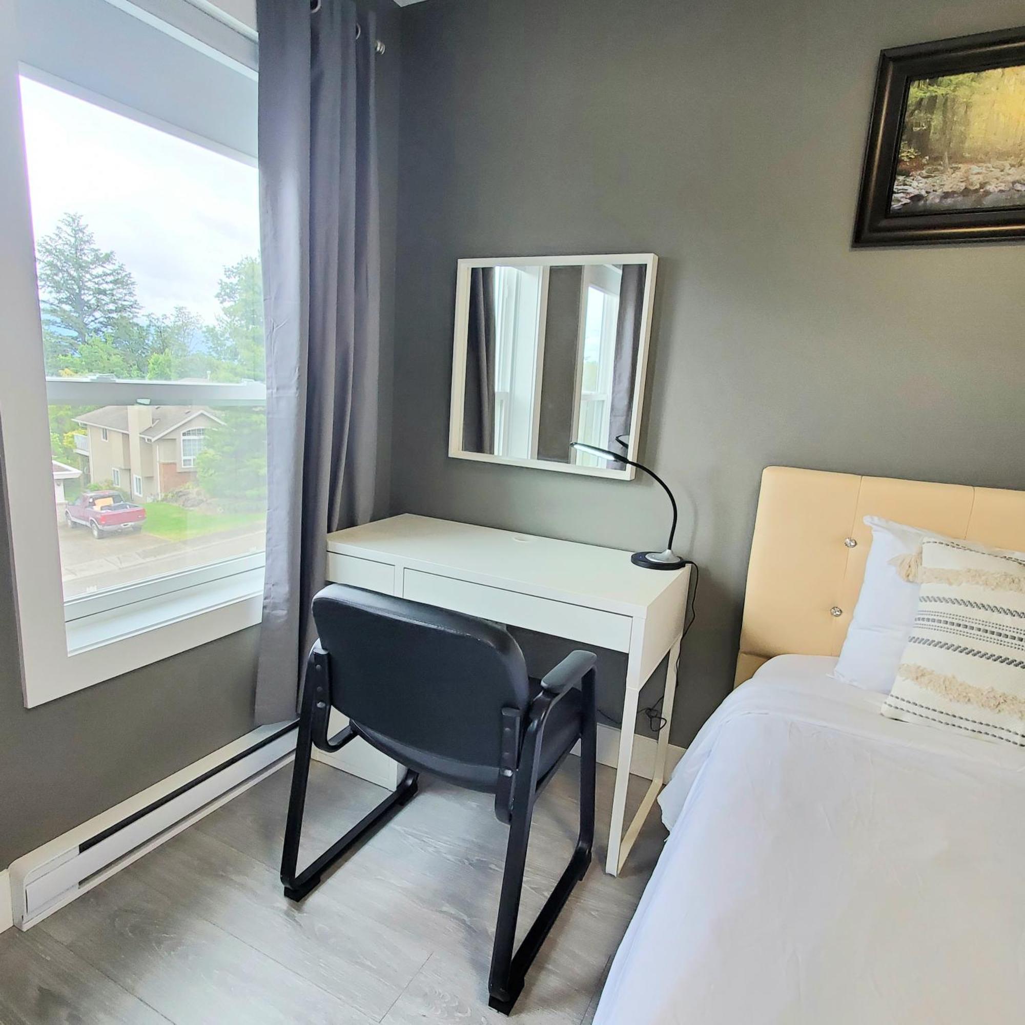 Holiday home Mountain Retreat 3 Bedroom Garden House Near Heritage Park, Coliseum , Hwy 1, Fishing, Cultus *