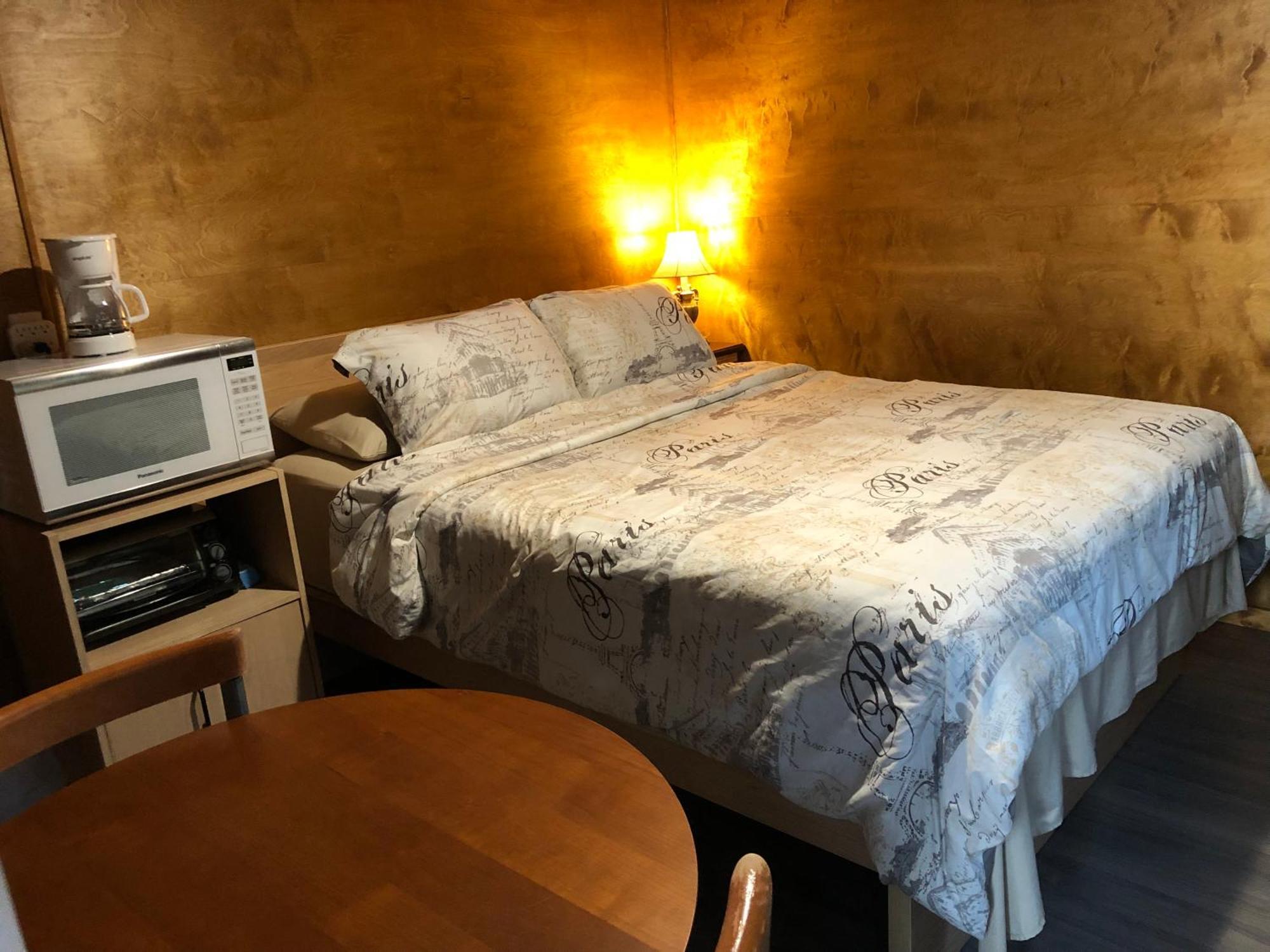 Shady Willow Travellers Guest House - Small Indipendent Units With Seperate Entrance
