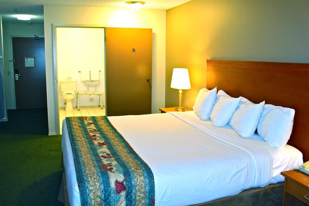 Travelodge By Wyndham Hotel
