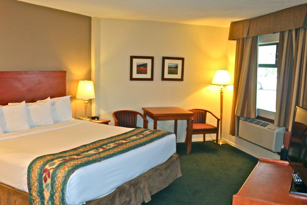 Travelodge By Wyndham 2*