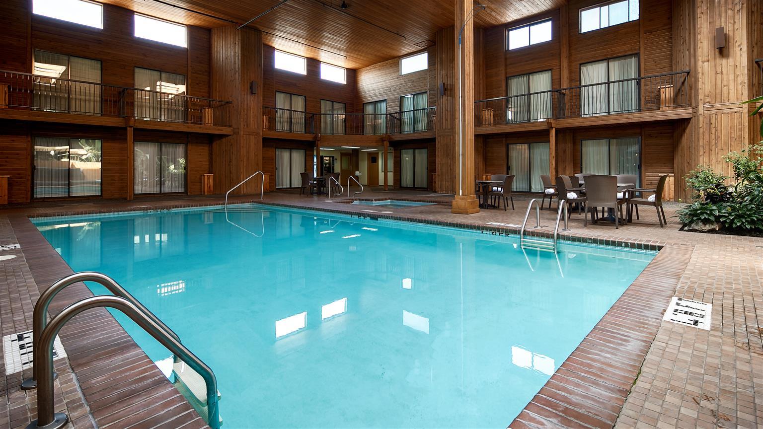 Hotel Surestay By Western 3*