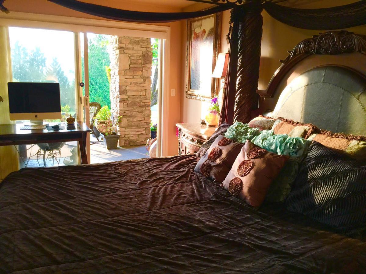 Bed & Breakfast Healing Oasis Spa-b&b Chilliwack