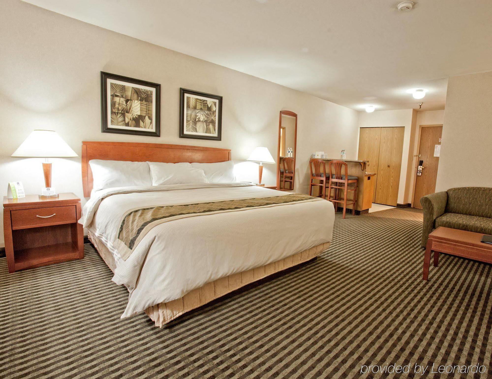 Surestay By Western 3*