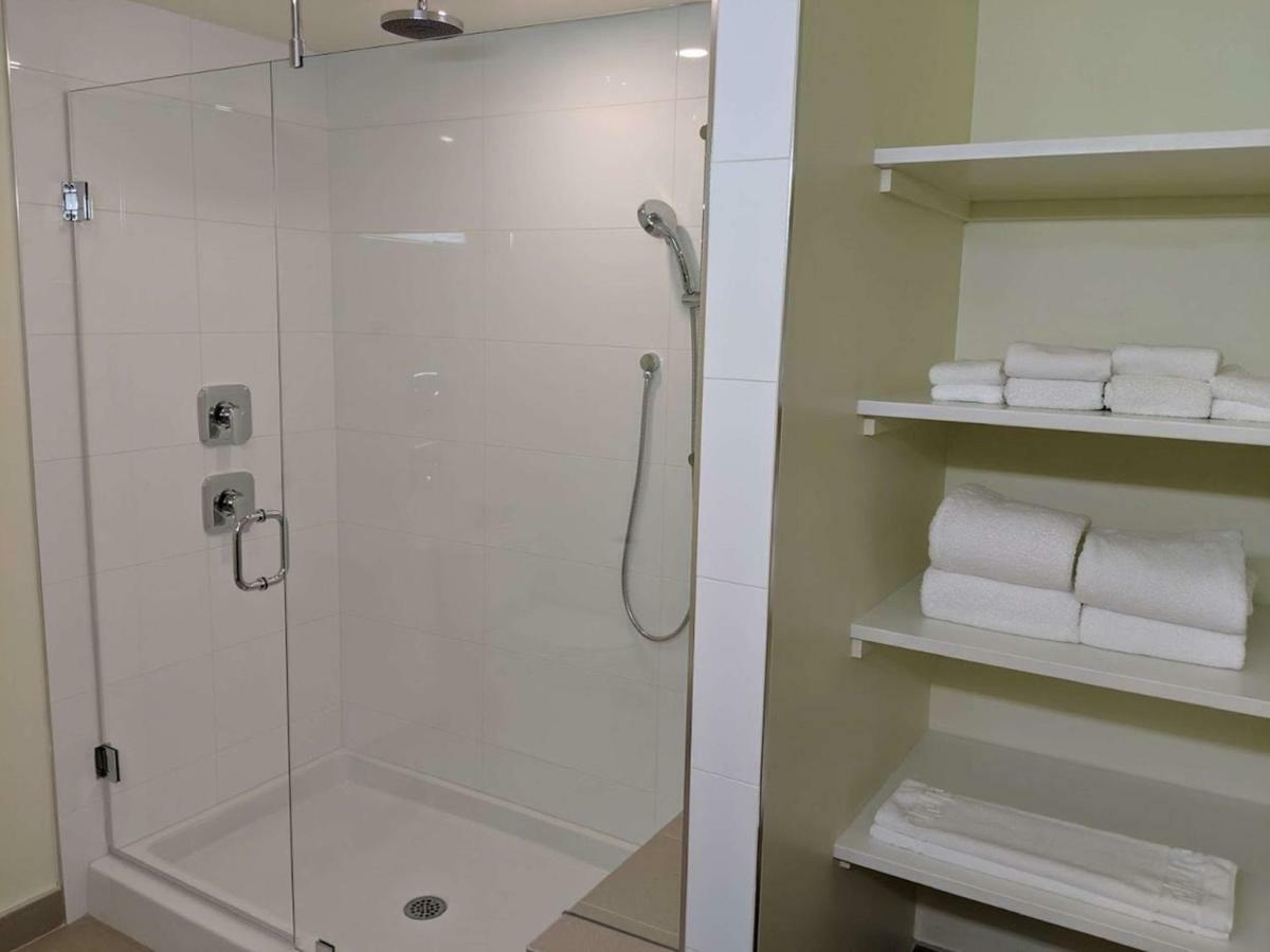 Hotel Surestay By Western 3*