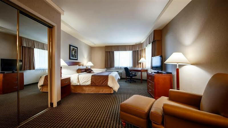 Hotel Surestay By Western 3*