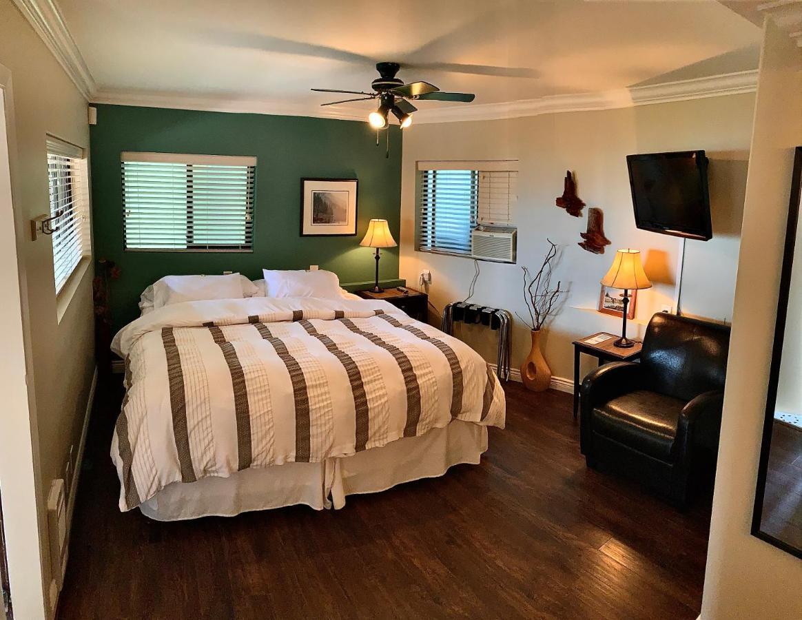The Fraser River's Edge 4* Chilliwack