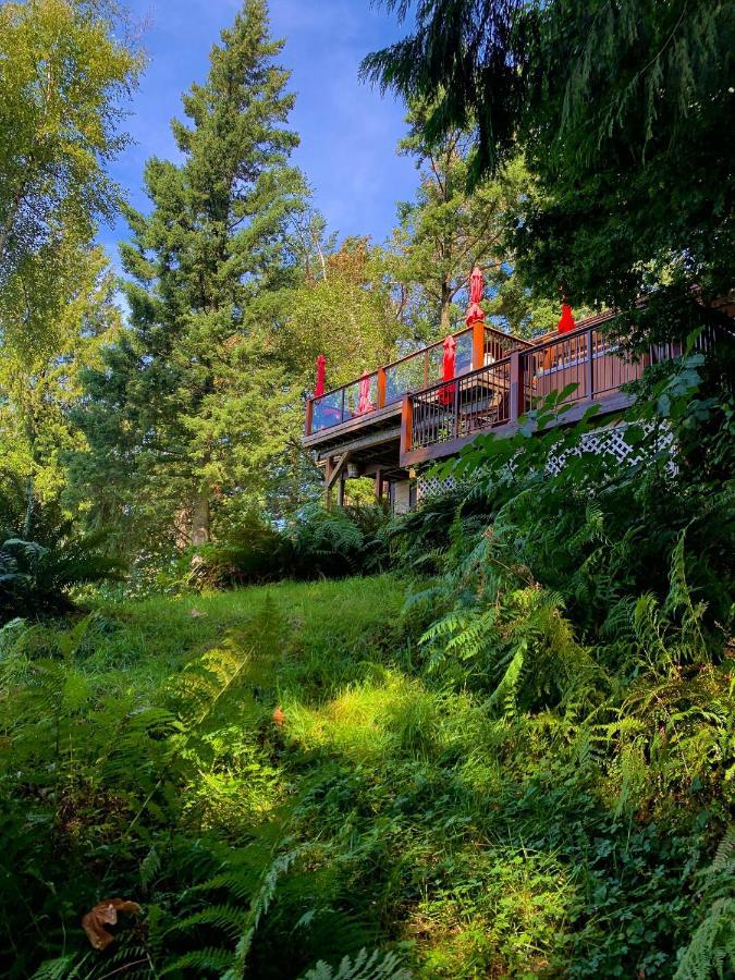 The Fraser River's Edge Bed & Breakfast 4*