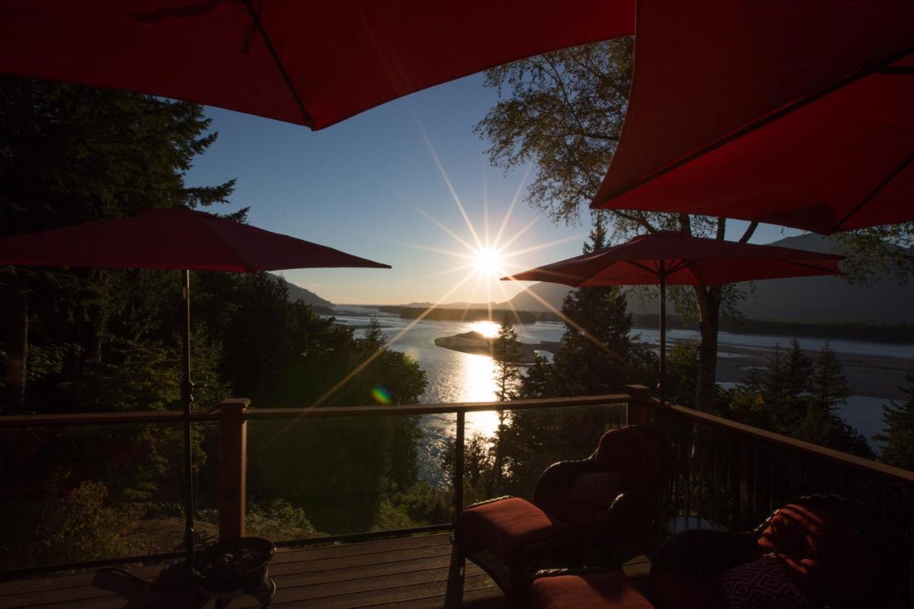 The Fraser River's Edge Bed & Breakfast 4*
