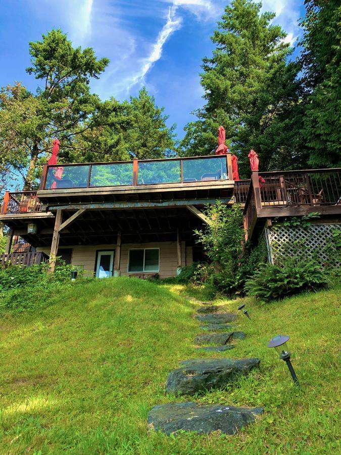The Fraser River's Edge Bed & Breakfast Chilliwack