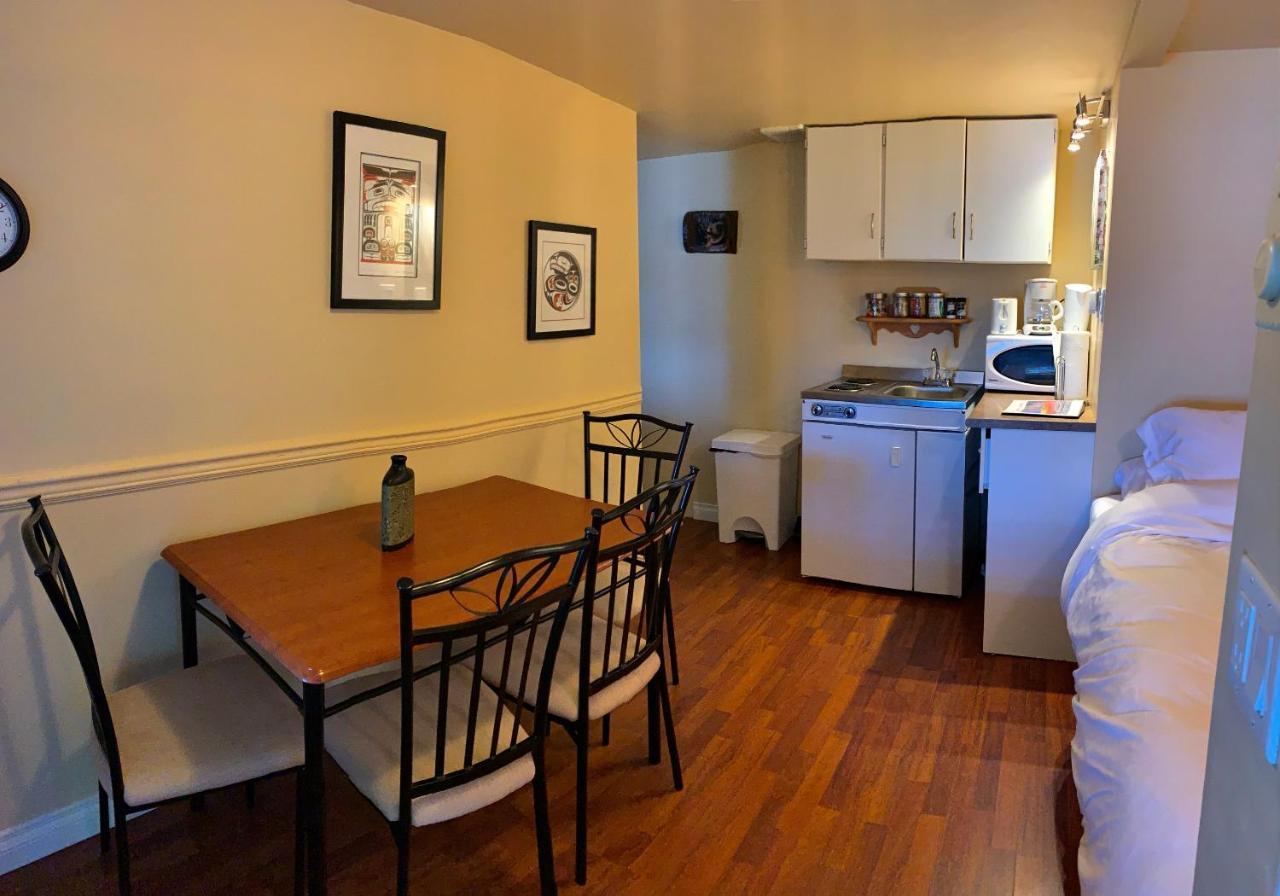 The Fraser River's Edge Bed & Breakfast Chilliwack