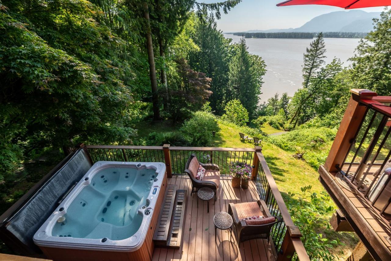 The Fraser River's Edge 4* Chilliwack