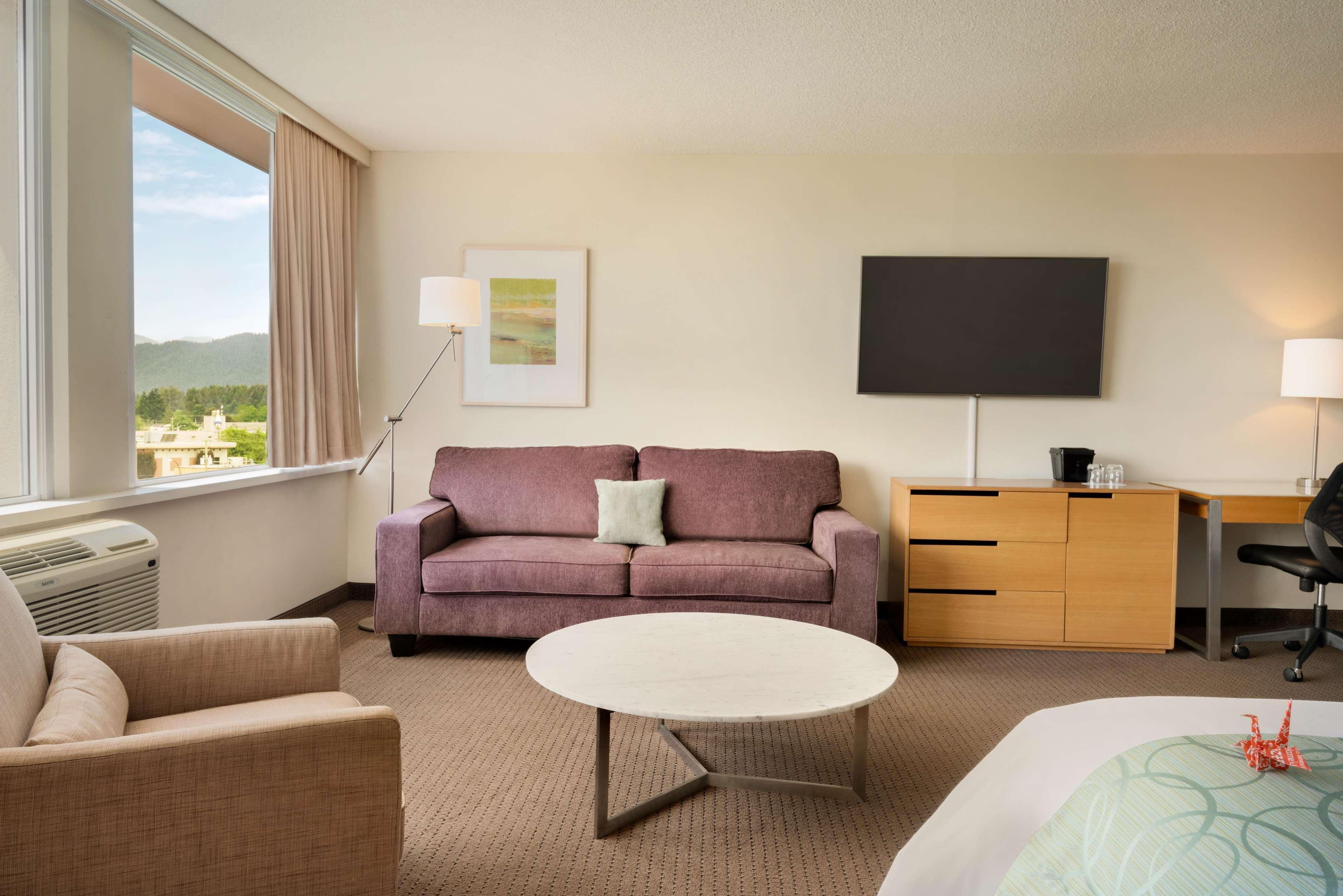 Coast By Apa Hotel Chilliwack
