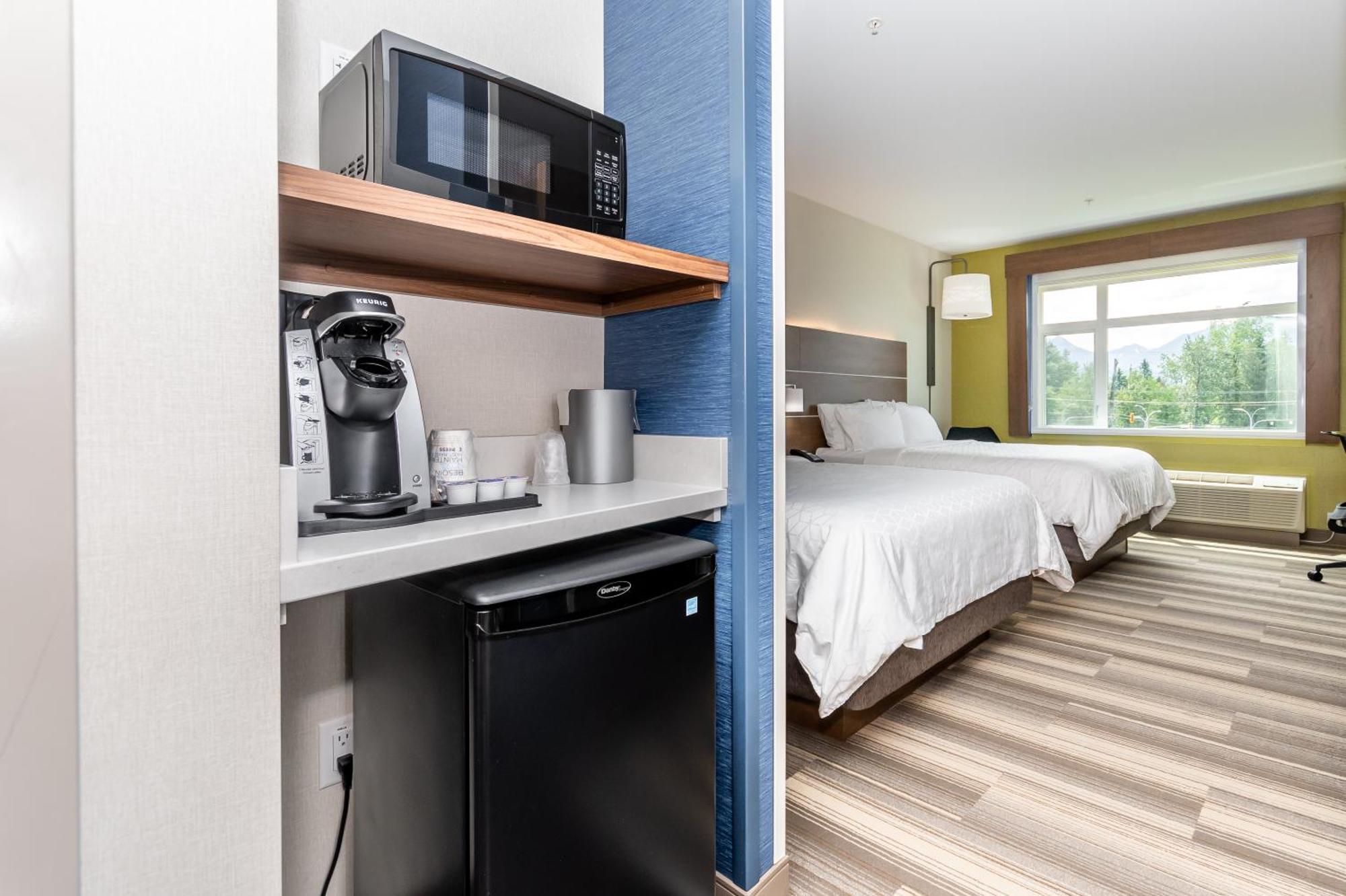 Express & - East An Ihg Hotel 3*