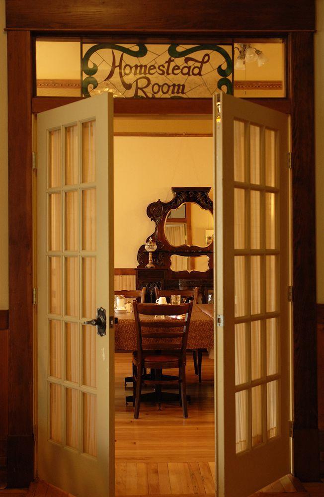Royal Hotel Chilliwack