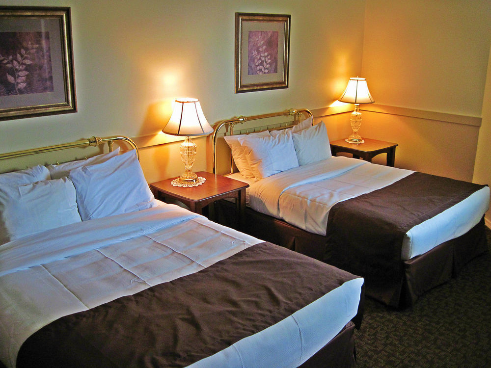 Royal Hotel