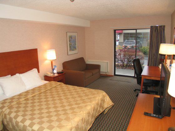 Comfort Inn 3*